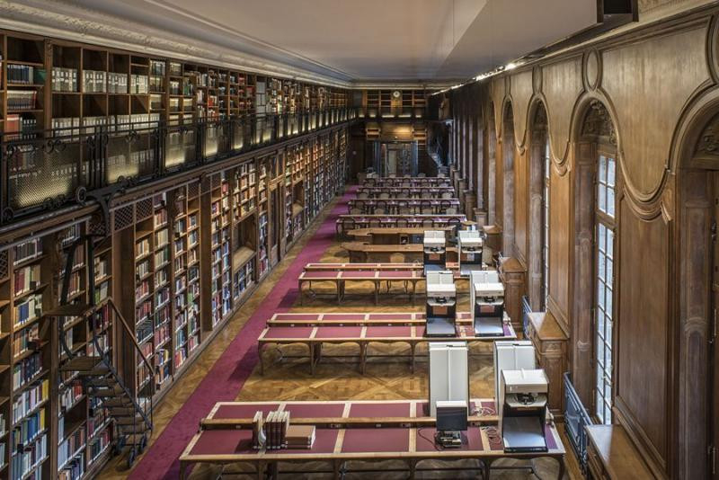 A Metz i Premontrei Apátság korai egyházfegyelmi olvasókönyve Párizsban