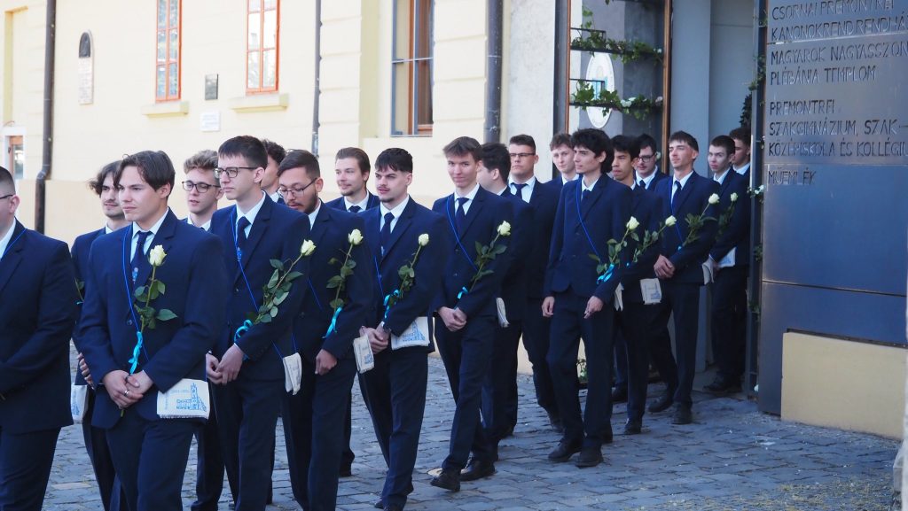 Elballagtak végzős diákjaink Keszthely